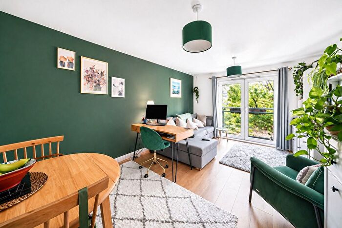 1 Bedroom Flat For Sale In Effra Parade, London, SW2