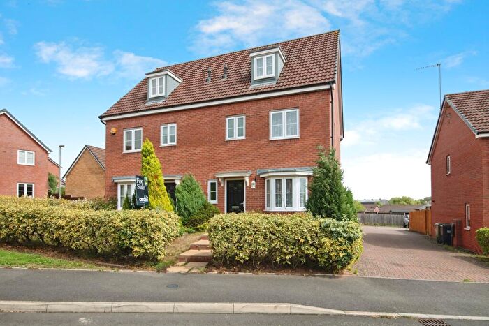 4 Bedroom Semi-Detached House For Sale In Dovecote Close, Redditch, Worcestershire, B97