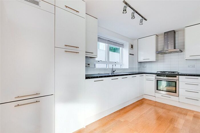 1 Bedroom Flat To Rent In Kew Bridge Court, Gunnersbury, W4