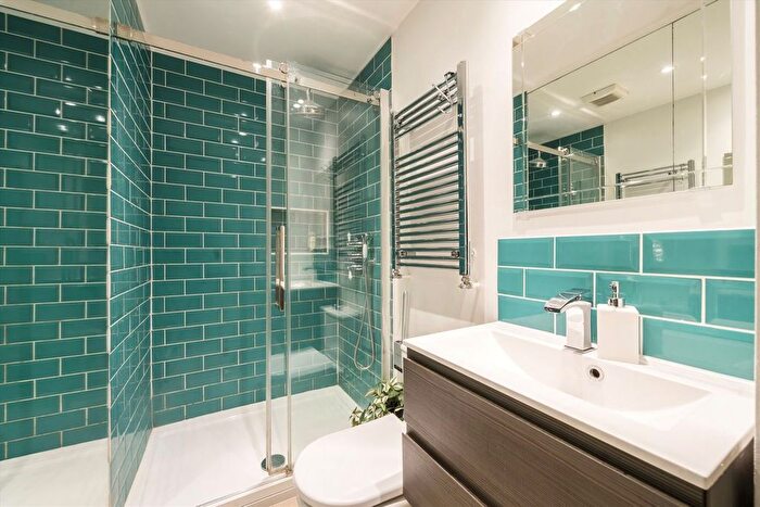 1 Bedroom Flat To Rent In Elsham Terrace, Holland Park, W14