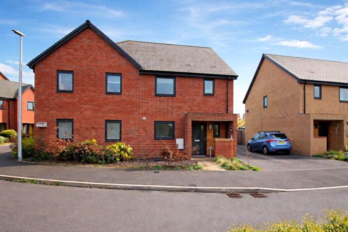 3 Bedroom Semi-Detached House For Sale In Fox Avenue**Good Size South Facing Garden**Solar Panels**Vacant**, BS49