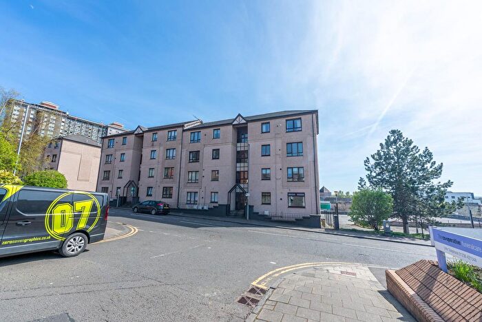 2 Bedroom Flat For Sale In Muiryhall Street, Coatbridge, ML5
