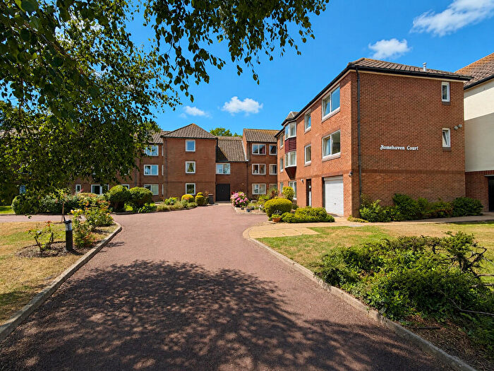 2 Bedroom Apartment For Sale In Swiss Gardens, Shoreham-by-Sea, BN43