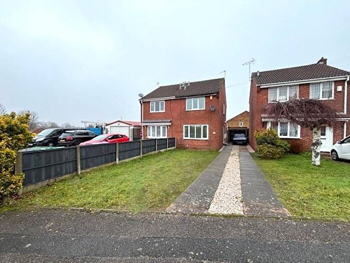 2 Bedroom Semi-Detached House For Sale In Breckbank, Forest Town, NG19