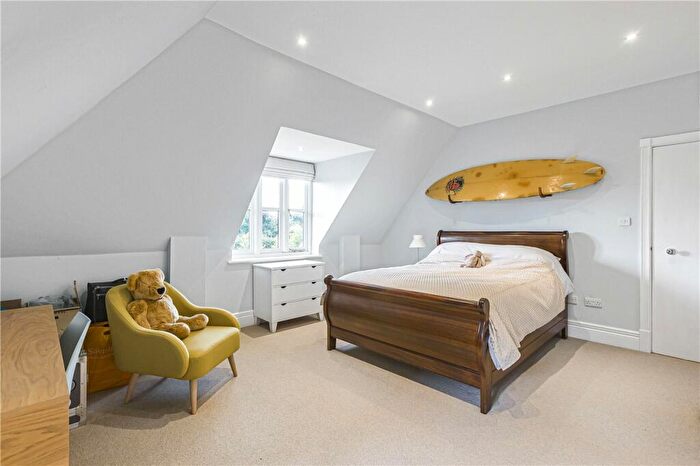 6 Bedroom Detached House For Sale In Pottersheath Road, Welwyn, Hertfordshire, AL6