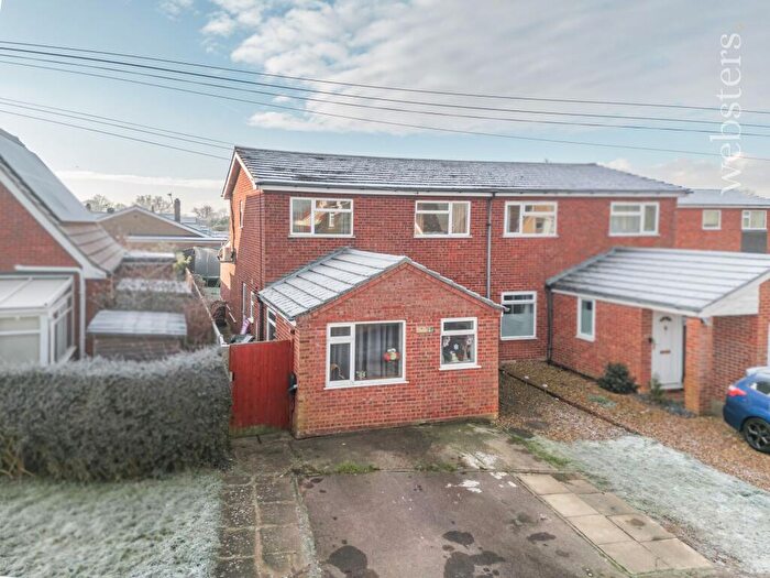 4 Bedroom Semi-Detached House For Sale In Childs Road, Hethersett, NR9