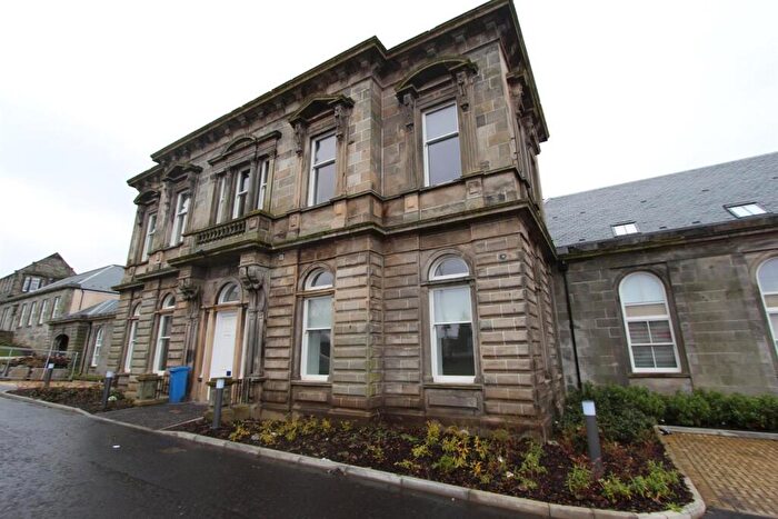 2 Bedroom Apartment To Rent In B Pilmuir Street, Dunfermline, KY12