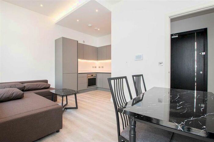 1 Bedroom Flat To Rent In Capital Drive, Linford Wood, Milton Keynes, MK14