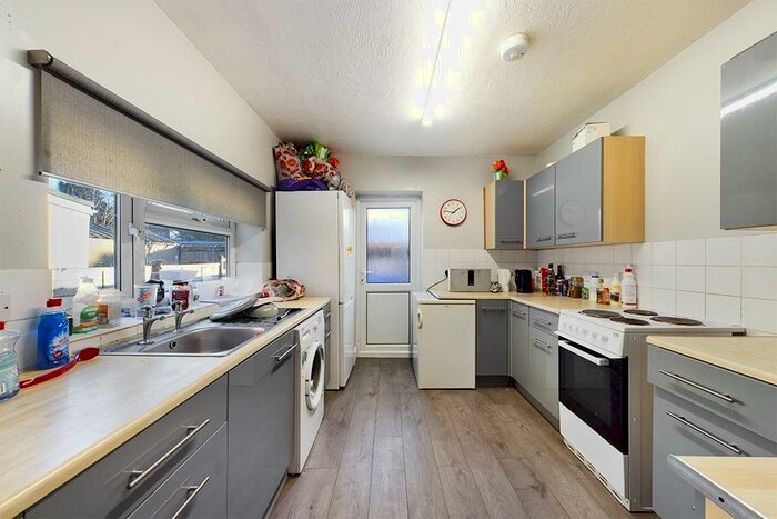 5 Bedroom House To Rent In Cromwell Road, Southampton, SO15