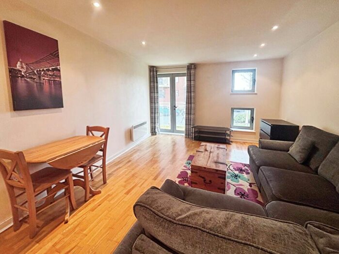2 Bedroom Flat For Sale In Elba, Gotts Road, Leeds, LS12