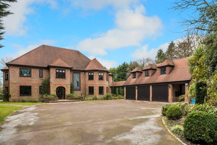 6 Bedroom Detached House To Rent In Dragon Lane, St George's Hill, KT13