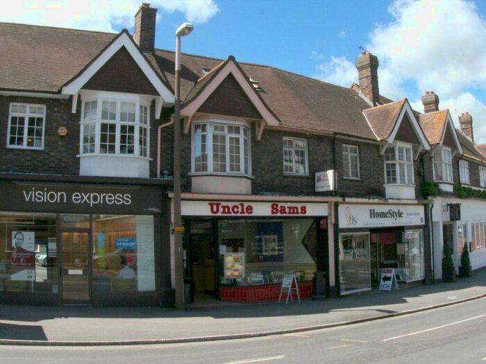 Apartment To Rent In Station Road, Burgess Hill, West Sussex, RH15