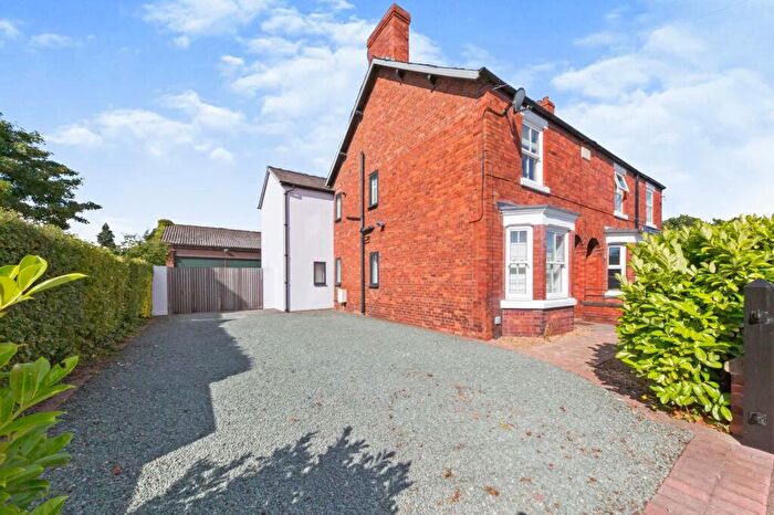 3 Bedroom Semi Detached House To Rent In Norley Road, Cuddington, Northwich, Cheshire, CW8