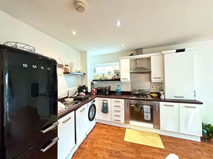 2 Bedroom Property To Rent In Ellerman Road, Liverpool, L3