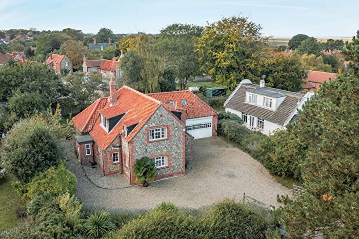 5 Bedroom Detached House For Sale In A Beautiful Four-bedroom, All En-suite Property In The Charming Village Of Blakeney., NR25