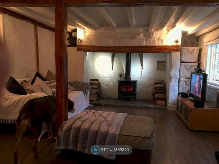 2 Bedroom Semi-Detached House To Rent In Post Horn Lane, Forest Row, RH18