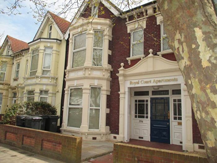 1 Bedroom Apartment To Rent In London Road, Portsmouth, PO2