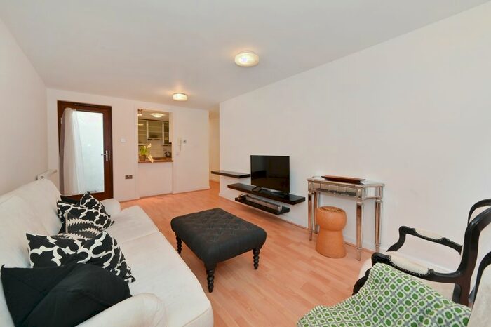 1 Bedroom Flat To Rent In Southwood Lane, Highgate, London, N6