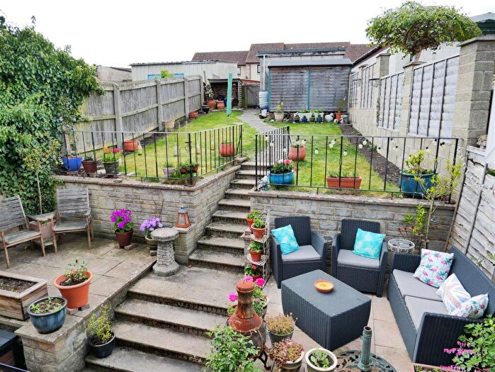 3 Bedroom Terraced House For Sale In London Road, Calne, SN11