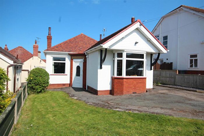 2 Bedroom Detached Bungalow For Sale In Princess Avenue, Rhos On Sea, Colwyn Bay, LL28