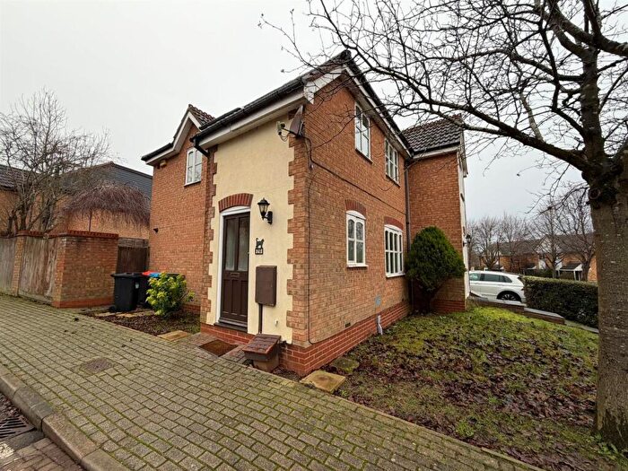 3 Bedroom Semi Detached House For Sale In Porthcawl Green, Tattenhoe, Milton Keynes, MK4