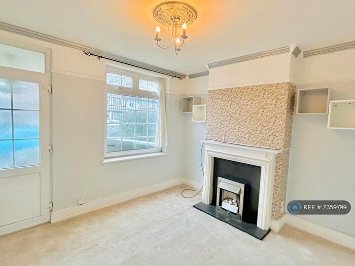 3 Bedroom Terraced House To Rent In London Road, Dartford, DA2