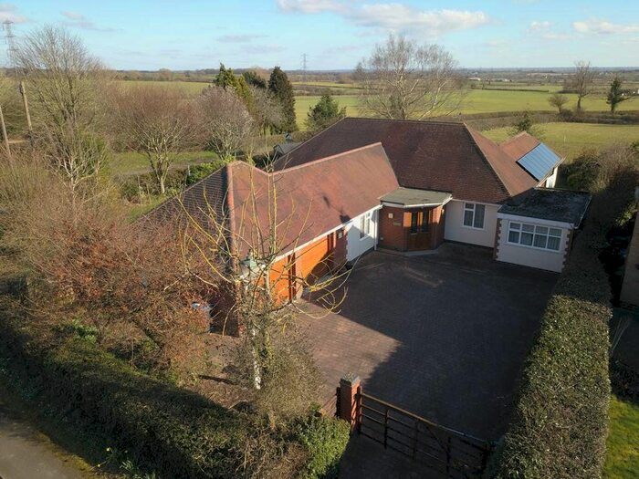 3 Bedroom Bungalow For Sale In Church Road, Kirkby Mallory, Leicester, Leicestershire, LE9