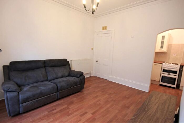 1 Bedroom Flat To Rent In Esslemont Avenue, Rosemount, Aberdeen, AB25