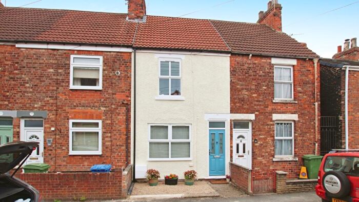 3 Bedroom Terraced House For Sale In , Norwood Far Grove, Beverley, HU17