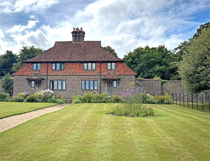 3 Bedroom Semi-Detached House To Rent In East Grinstead, West Sussex, RH19