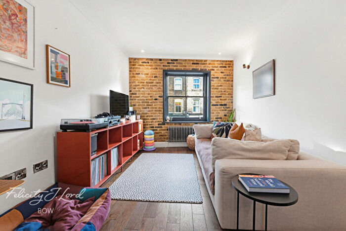 1 Bedroom Apartment For Sale In Parnell Road, London, E3