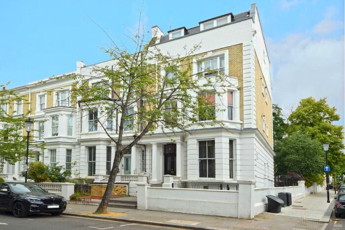 1 Bedroom Flat To Rent In Russell Road, Kensington, London, W14