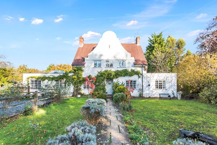 3 Bedroom House To Rent In Brighton Road, Woodmancote, Henfield, BN5