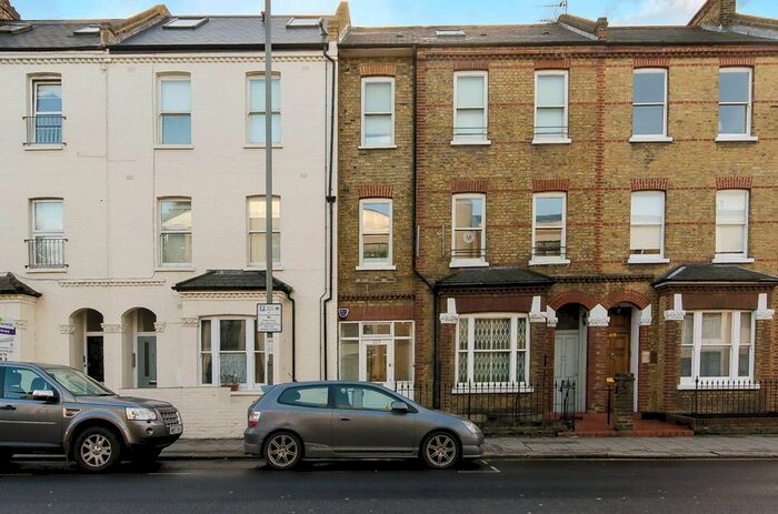 1 Bedroom Flat To Rent In Putney Bridge Road, Putney, London, SW15