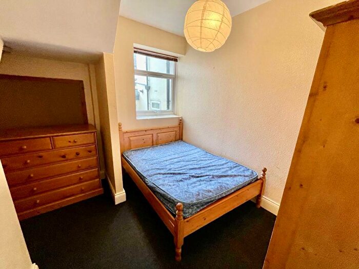 6 Bedroom House To Rent In Harrison Place, Newcastle Upon Tyne, NE2