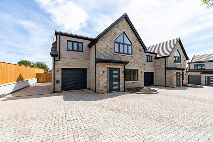 4 Bedroom Detached House For Sale In Cross Keys Court, Bristol, BS15