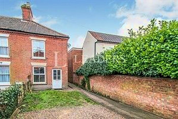 3 Bedroom Property To Rent In Intwood Road, Cringleford, Norwich, NR4