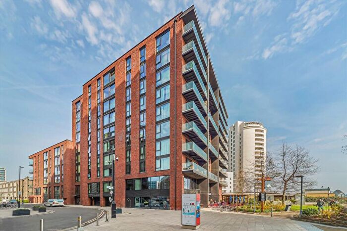 1 Bedroom Flat To Rent In Starboard Way, Royal Wharf, E16