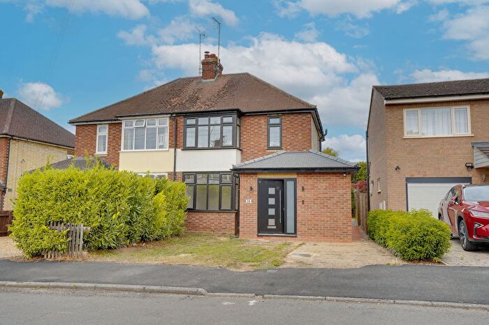 3 Bedroom Semi Detached House For Sale In Stretton Avenue, Newmarket, CB8