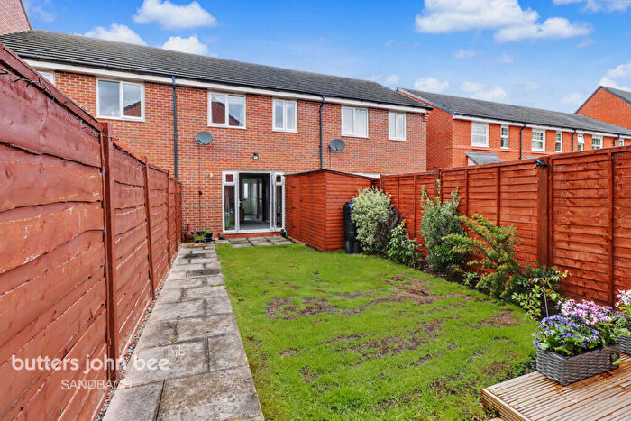 3 Bedroom Mews For Sale In Palmer Close, Sandbach, CW11