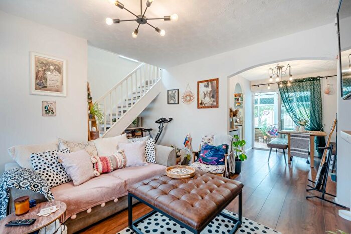 3 Bedroom Detached House For Sale In Meadow Rise, Undy, Caldicot, NP26