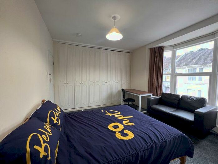 5 Bedroom Terraced House To Rent In Campbell Road, Brighton, BN1