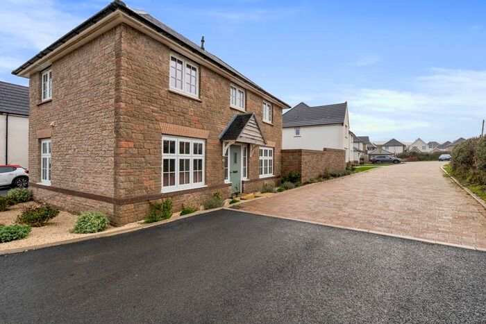 3 Bedroom Detached House To Rent In Caesars Court, Okehampton, EX20