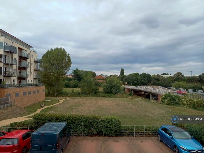 1 Bedroom Flat To Rent In Trent Place, Warwick, CV34