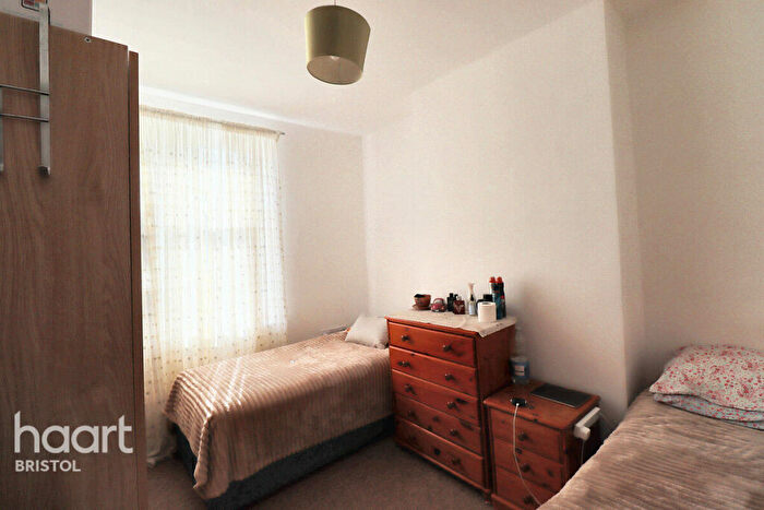 3 Bedroom Terraced House For Sale In Tudor Road, Bristol, BS5