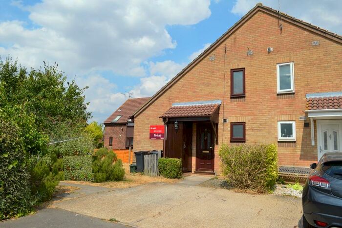 1 Bedroom End Of Terrace House To Rent In Bouchers Mead, Springfield, CM1