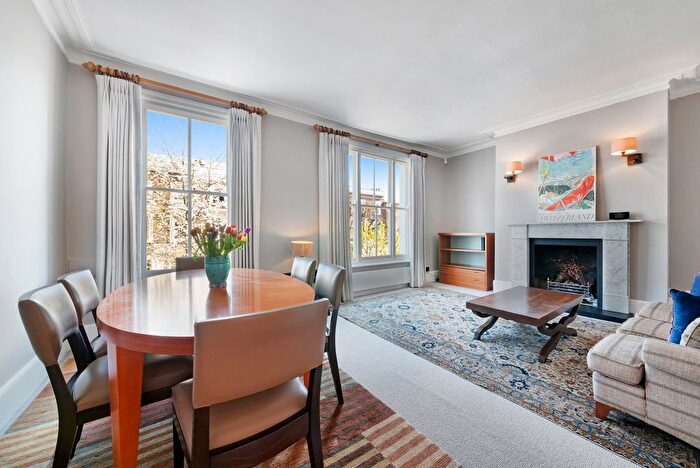 4 Bedroom Flat To Rent In Blenheim Crescent, London, W11