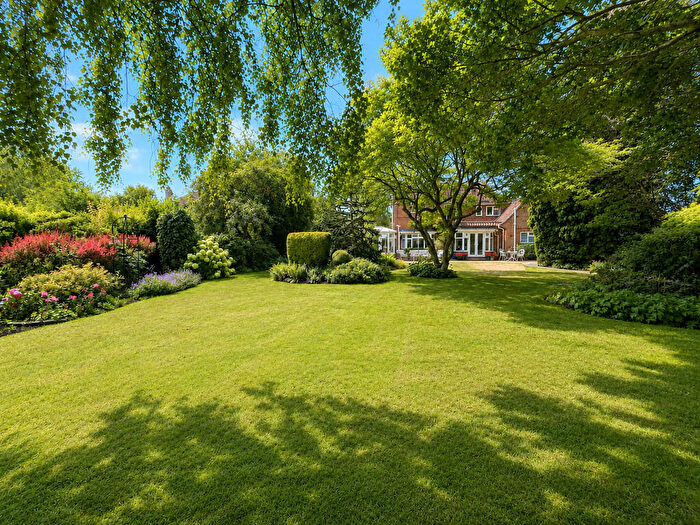 4 Bedroom Detached House For Sale In Pinchbeck Road, Spalding, PE11
