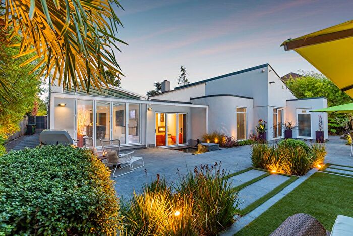 5 Bedroom Detached House For Sale In Bristol Road, Bristol, BS16