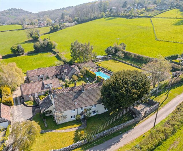 6 Bedroom Country House For Sale In Burrington, Near Bristol, BS40
